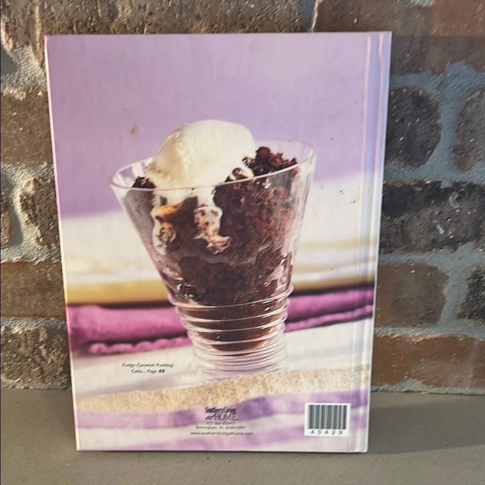 Southern Living Slow Cooker Cookbook, Hardcover 2002
